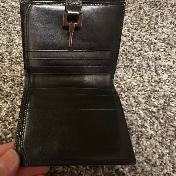 👀 Gucci Jackie Compact Wallet 👀